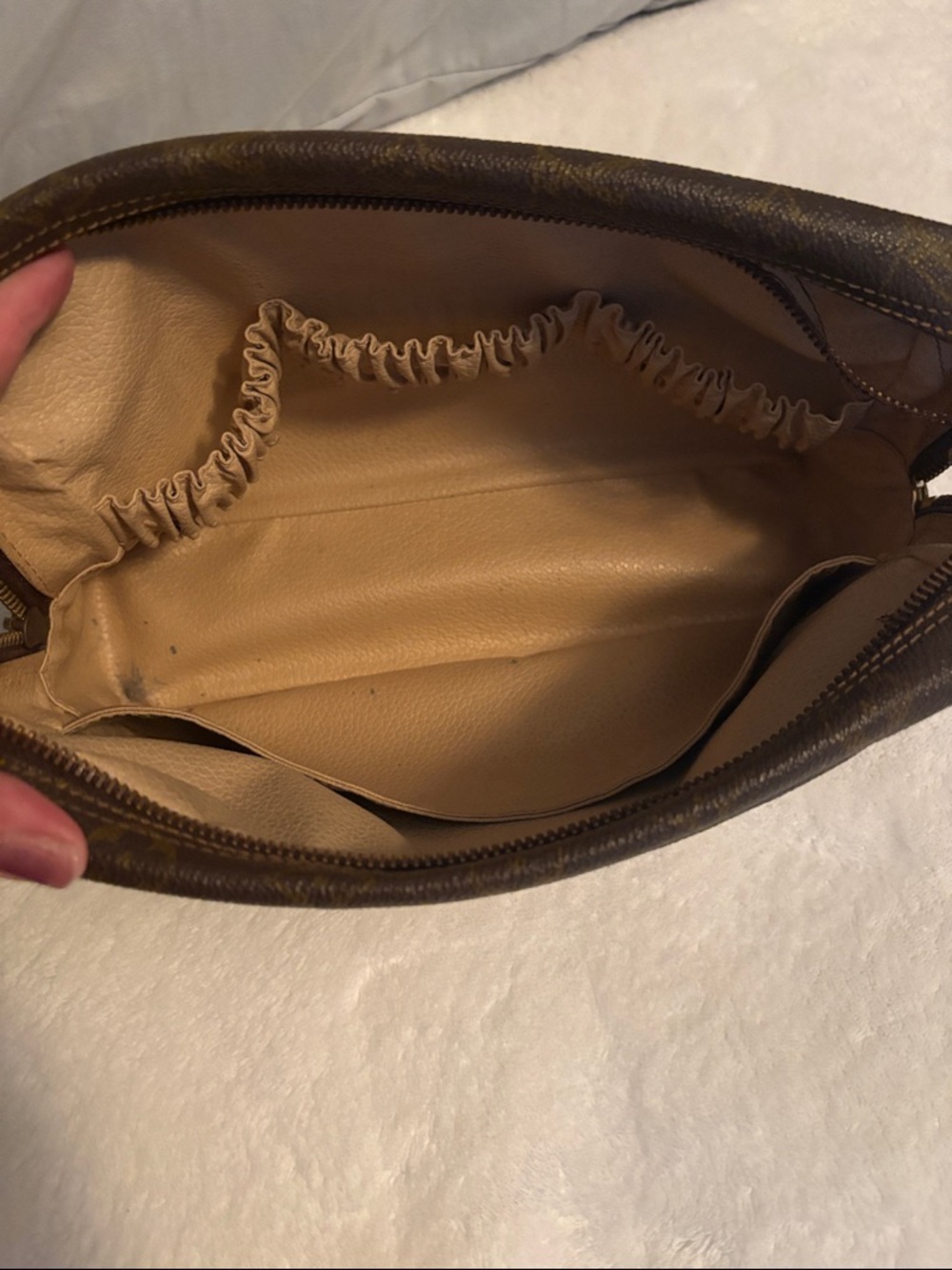 Louis Vuitton Monogram Canvas Toiletry Case in Brown - Picture 4 of 7